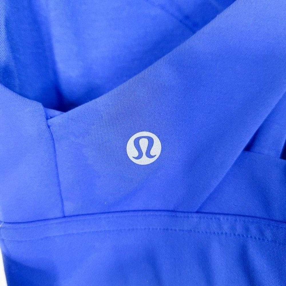 LULULEMON Stash It All Bra NWT Size 4 Wild Bluebell Blue Active Athleisure - Picture 5 of 8